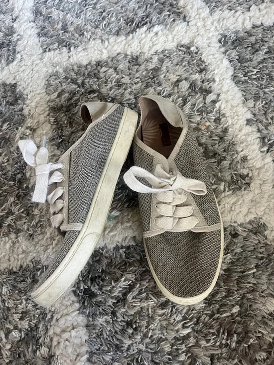 Olukai Shoes - Picture 2 of 5